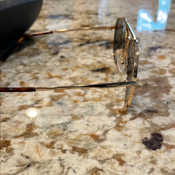 MVMT Black Lens Gold Frame Sunglasses - Picture 3 of 3